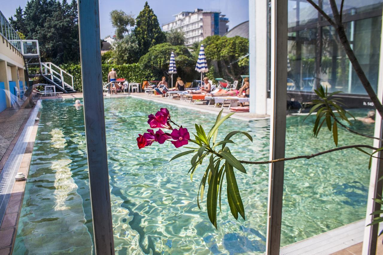 Hotel Al Sole Terme Abano Terme Exterior foto